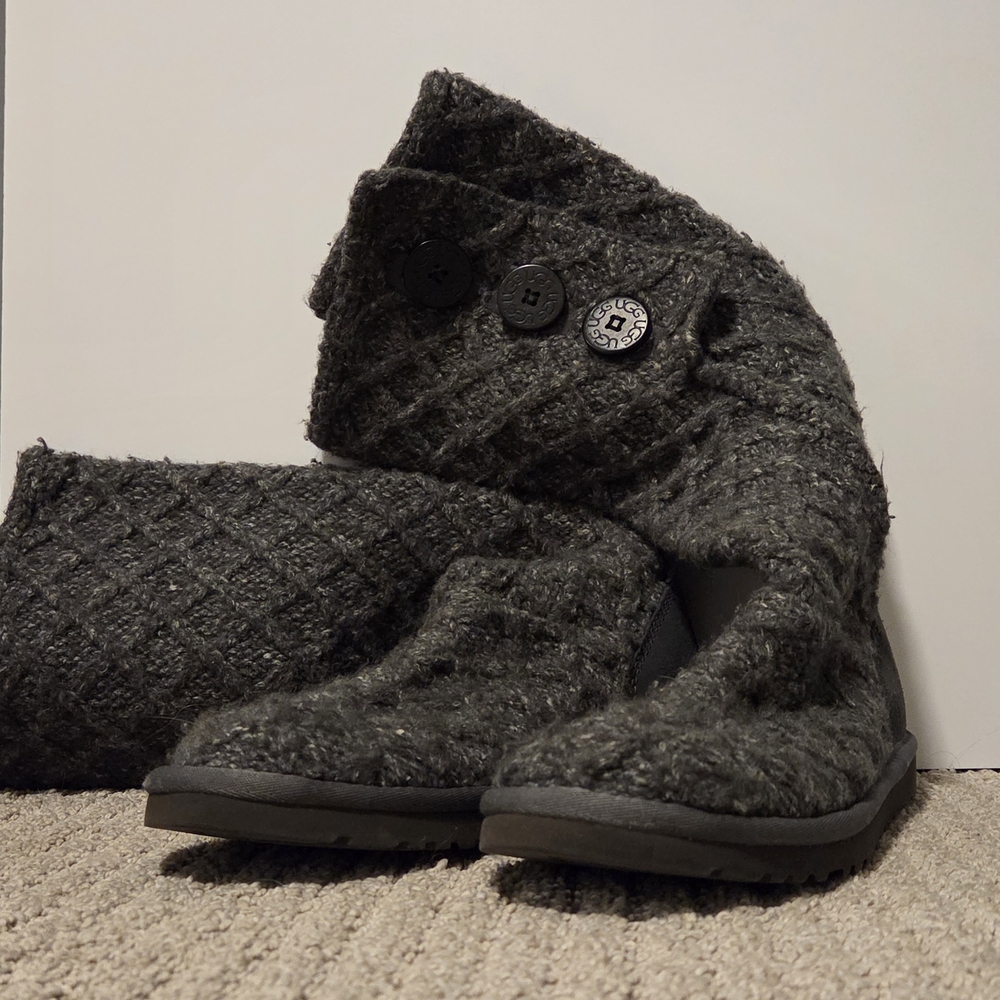 Ugg Lattice Cardy Knit Boots in Marled Charcoal- Gray Size 6